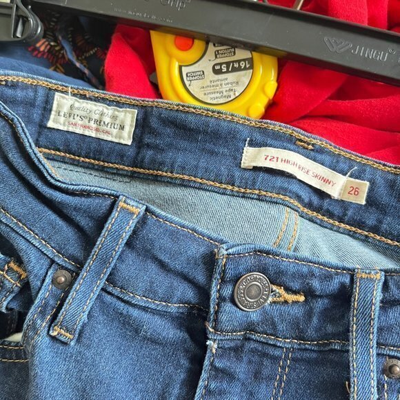 LEVI'S 721 HIGH RISE SKINNY WOMEN'S JEANS SIZE W 26X L 30‎ BLUE DENIM - Picture 6 of 8